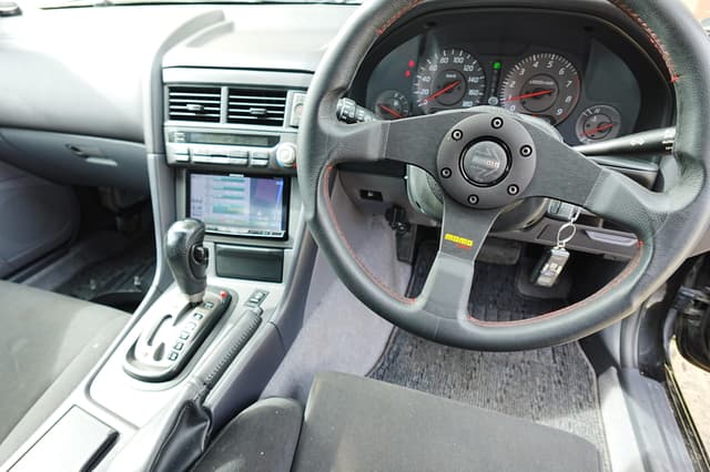 1998 Nissan Skyline JDM car for sale — photo 15 of 17