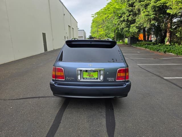 2001 Toyota Crown JDM car for sale — photo 4 of 15