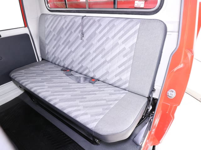 1992 Toyota HiAce JDM car for sale — photo 21 of 25