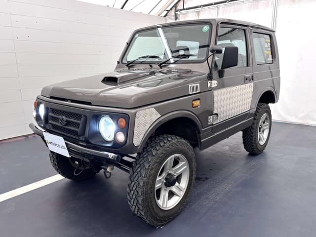 1997 Suzuki Jimny JDM car for sale — photo 2 of 25