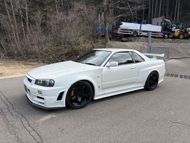 2002 Nissan Skyline JDM car for sale — photo 3 of 25