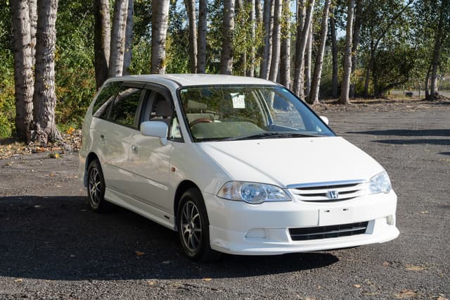 2001 Honda Odyssey JDM car for sale — photo 3 of 15