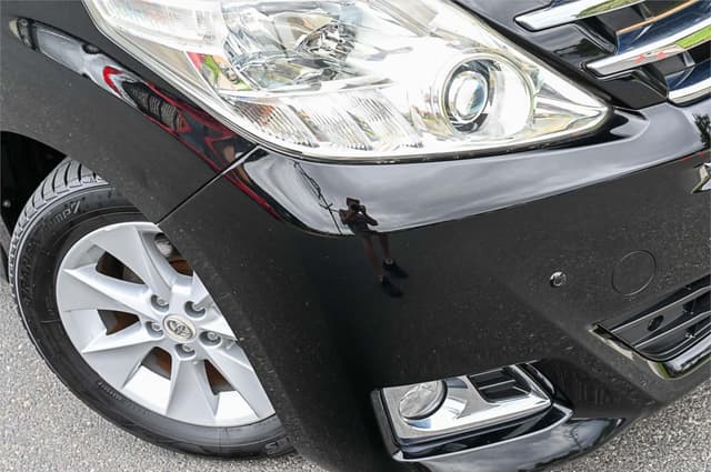 2012 Toyota Alphard JDM car for sale — photo 2 of 25