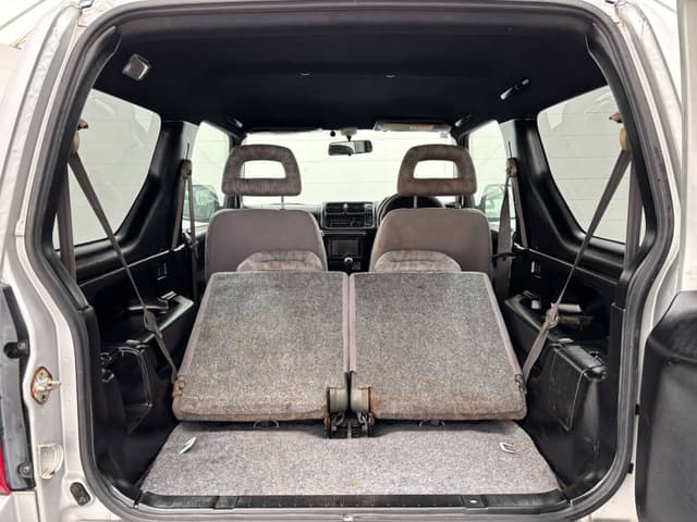 2000 Suzuki Jimny JDM car for sale — photo 13 of 25