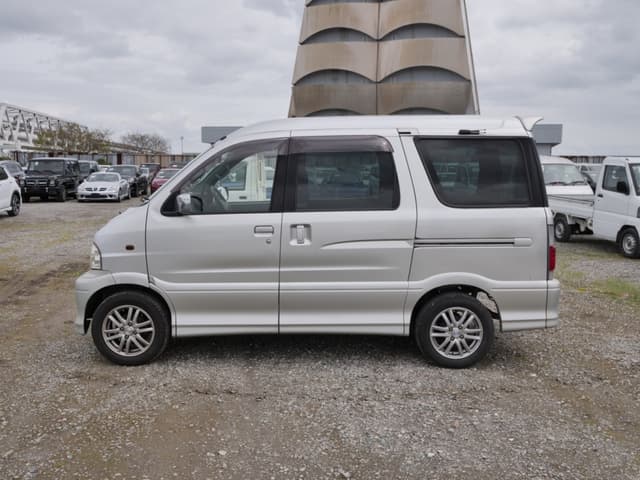 2001 Daihatsu Atrai JDM car for sale — photo 8 of 25