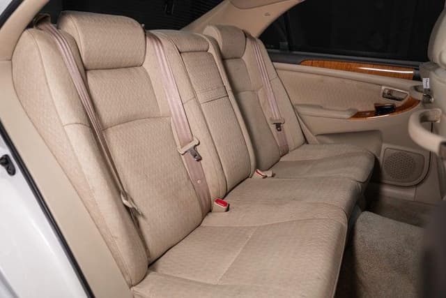 2006 Toyota Majesta JDM car for sale — photo 15 of 16