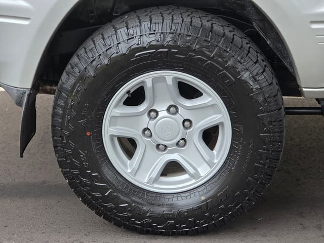 2000 Toyota Land Cruiser Prado JDM car for sale — photo 9 of 25