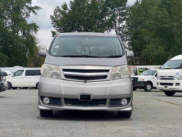 2002 Toyota Alphard JDM car for sale — photo 8 of 18