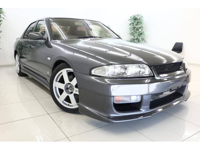 1993 Nissan Skyline JDM car for sale — photo 4 of 16
