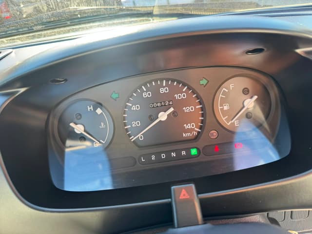 1999 Daihatsu Hijet JDM car for sale — photo 6 of 8
