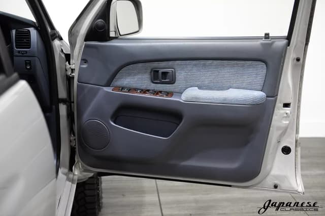 1997 Toyota Hilux JDM car for sale — photo 19 of 25