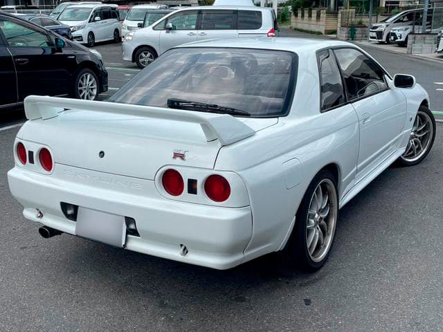 1993 Nissan Skyline JDM car for sale — photo 9 of 20