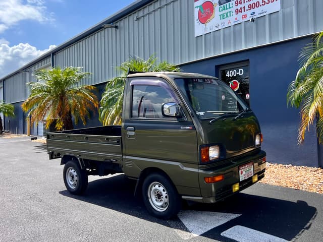 1994 Mitsubishi Minicab JDM car for sale — photo 16 of 17