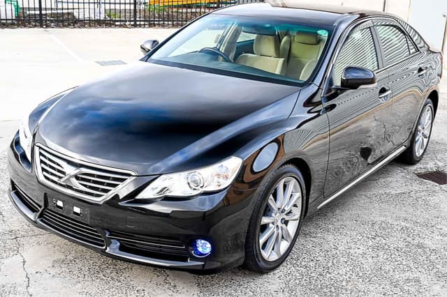 2011 Toyota Mark X JDM car for sale — photo 7 of 25