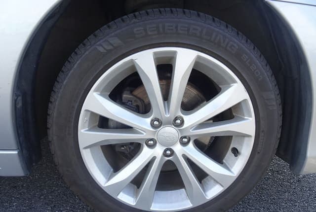 2011 Subaru Legacy JDM car for sale — photo 12 of 25