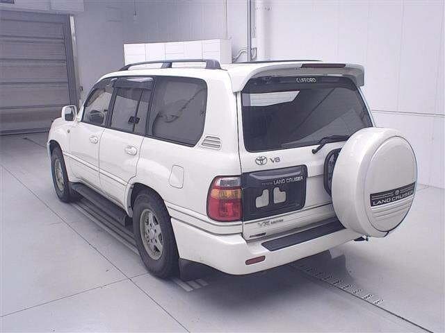 2000 Toyota Land Cruiser JDM car for sale — photo 2 of 3