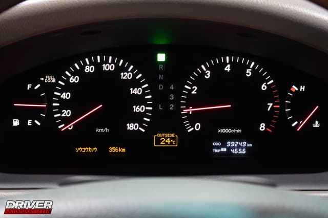 2000 Toyota Celsior JDM car for sale — photo 18 of 23