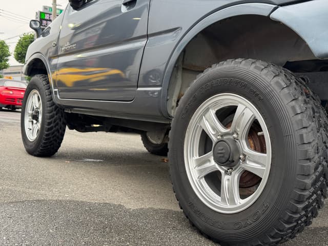 2005 Suzuki Jimny JDM car for sale — photo 20 of 25