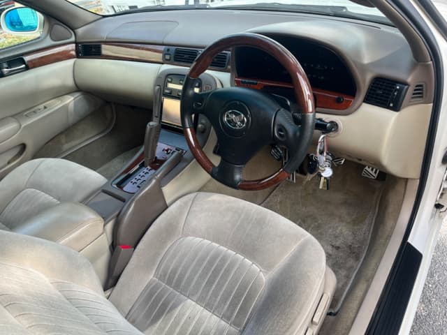 1998 Toyota Soarer JDM car for sale — photo 9 of 17