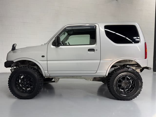 1999 Suzuki Jimny JDM car for sale — photo 12 of 25