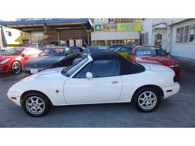 1993 Mazda Roadster (Eunos Roadster / MX-5) JDM car for sale — photo 4 of 20
