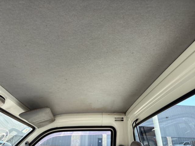 2000 Daihatsu Hijet JDM car for sale — photo 15 of 25