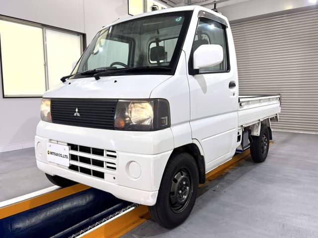 2005 Mitsubishi Minicab JDM car for sale — photo 2 of 10