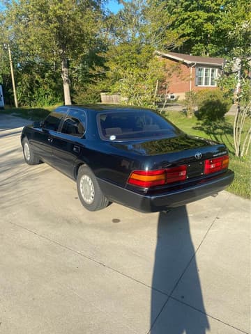 1991 Toyota Celsior JDM car for sale — photo 3 of 14