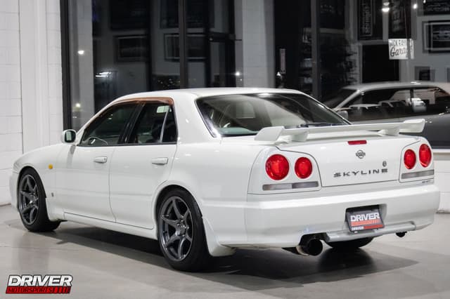 1998 Nissan Skyline JDM car for sale — photo 2 of 22