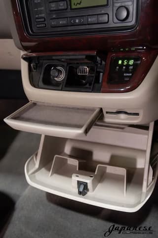 2000 Toyota Grand Hiace JDM car for sale — photo 11 of 25