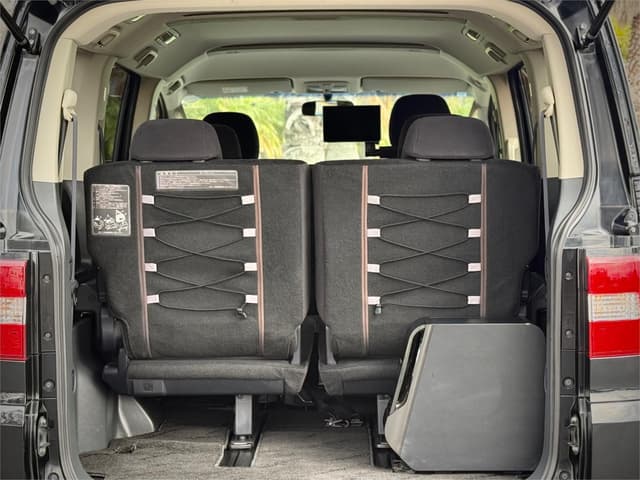 2009 Mitsubishi Delica JDM car for sale — photo 10 of 25