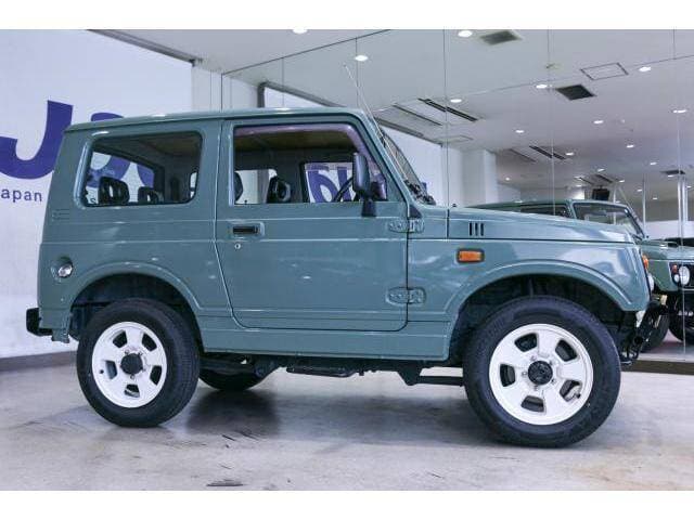 1996 Suzuki Jimny JDM car for sale — photo 4 of 20