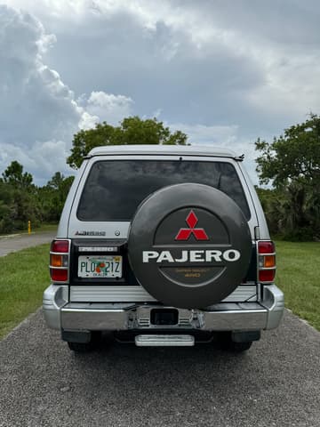 1996 Mitsubishi Pajero JDM car for sale — photo 7 of 21