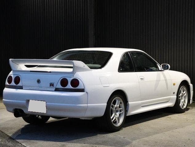 1996 Nissan Skyline JDM car for sale — photo 5 of 19