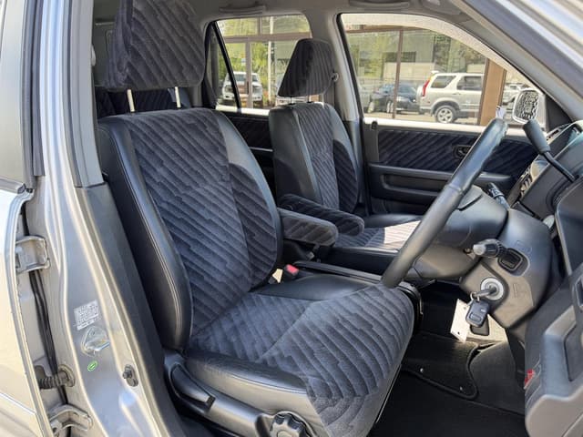 2001 Honda CR-V JDM car for sale — photo 9 of 19