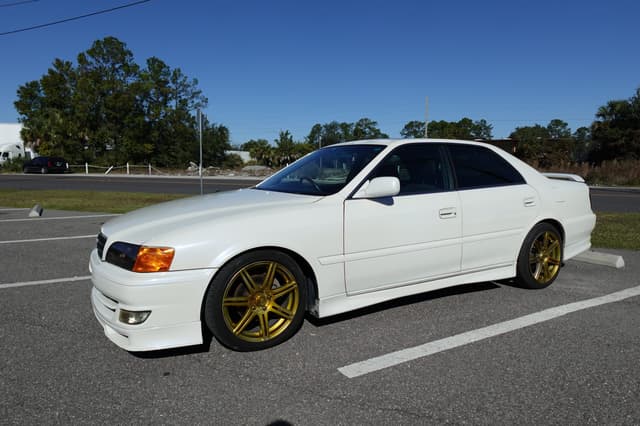 1999 Toyota Chaser JDM car for sale — photo 11 of 17