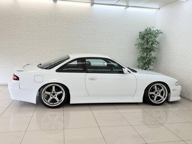 1994 Nissan Silvia JDM car for sale — photo 4 of 18