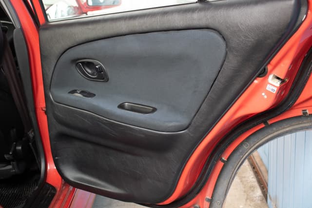2000 Mitsubishi Lancer Evolution JDM car for sale — photo 21 of 25