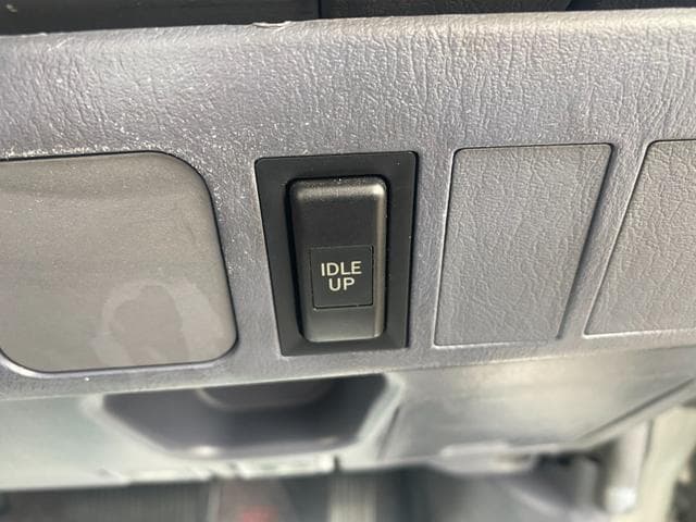 1998 Toyota Land Cruiser Prado JDM car for sale — photo 22 of 25