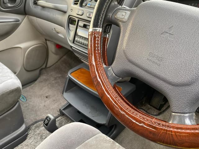 1995 Mitsubishi Delica JDM car for sale — photo 6 of 10