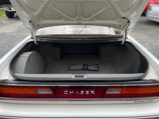1991 Toyota Chaser JDM car for sale — photo 16 of 17