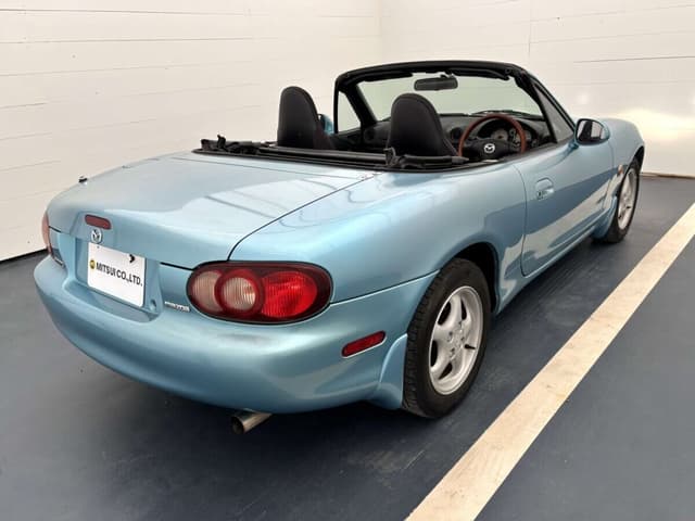2000 Mazda Roadster (Eunos Roadster / MX-5) JDM car for sale — photo 5 of 25
