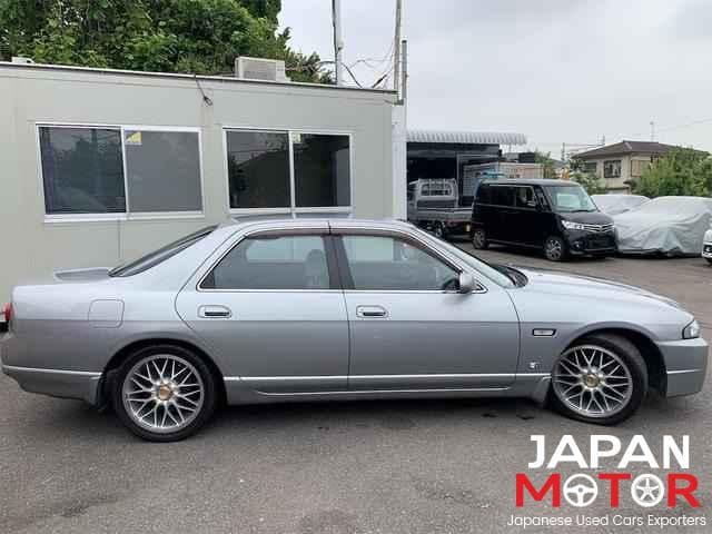 1996 Nissan Skyline JDM car for sale — photo 2 of 10