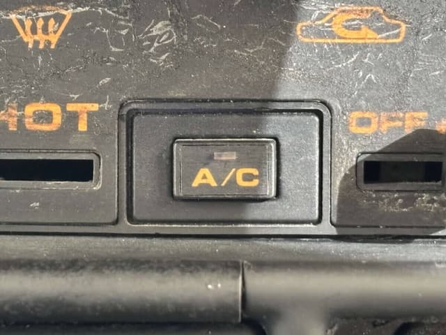1994 Suzuki Jimny JDM car for sale — photo 12 of 25