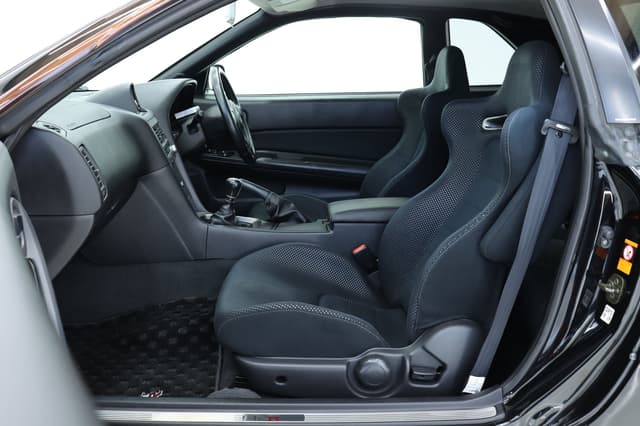 2000 Nissan Skyline JDM car for sale — photo 14 of 25