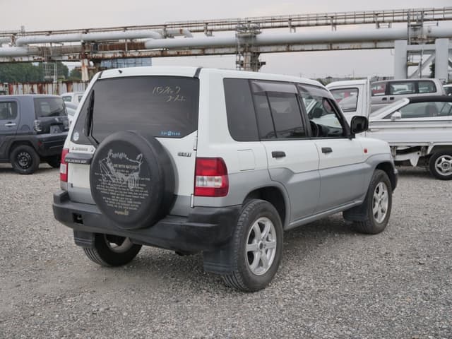 1999 Mitsubishi Pajero JDM car for sale — photo 5 of 25