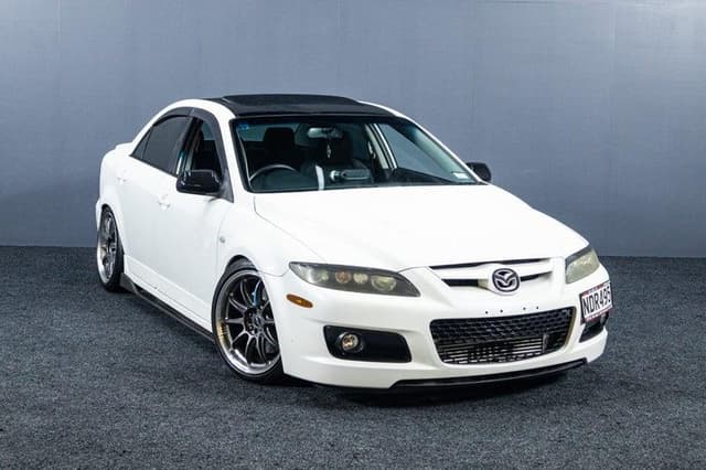 2005 Mazda Atenza JDM car for sale — photo 8 of 15
