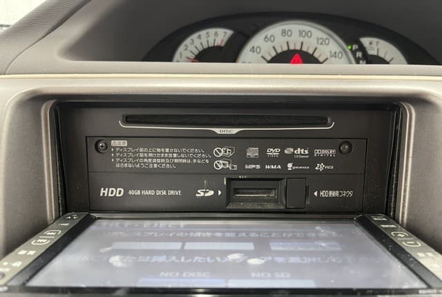 2007 Toyota Raum JDM car for sale — photo 12 of 25