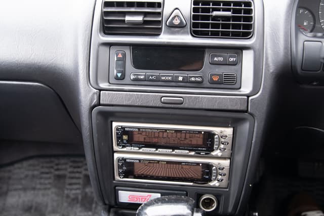 1997 Subaru Legacy JDM car for sale — photo 13 of 15