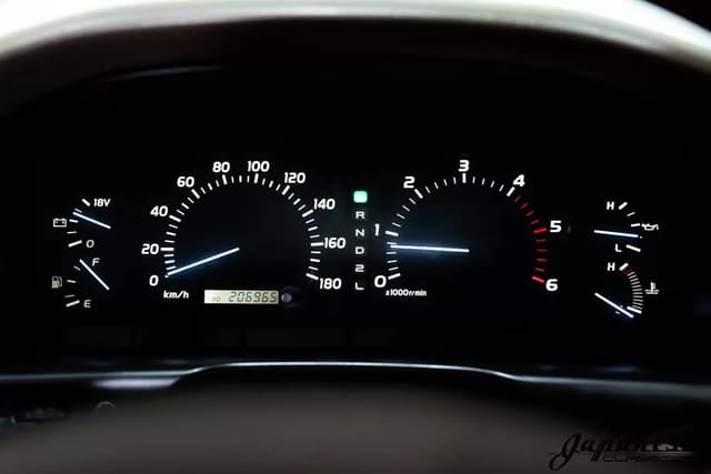 1998 Toyota Land Cruiser JDM car for sale — photo 13 of 25